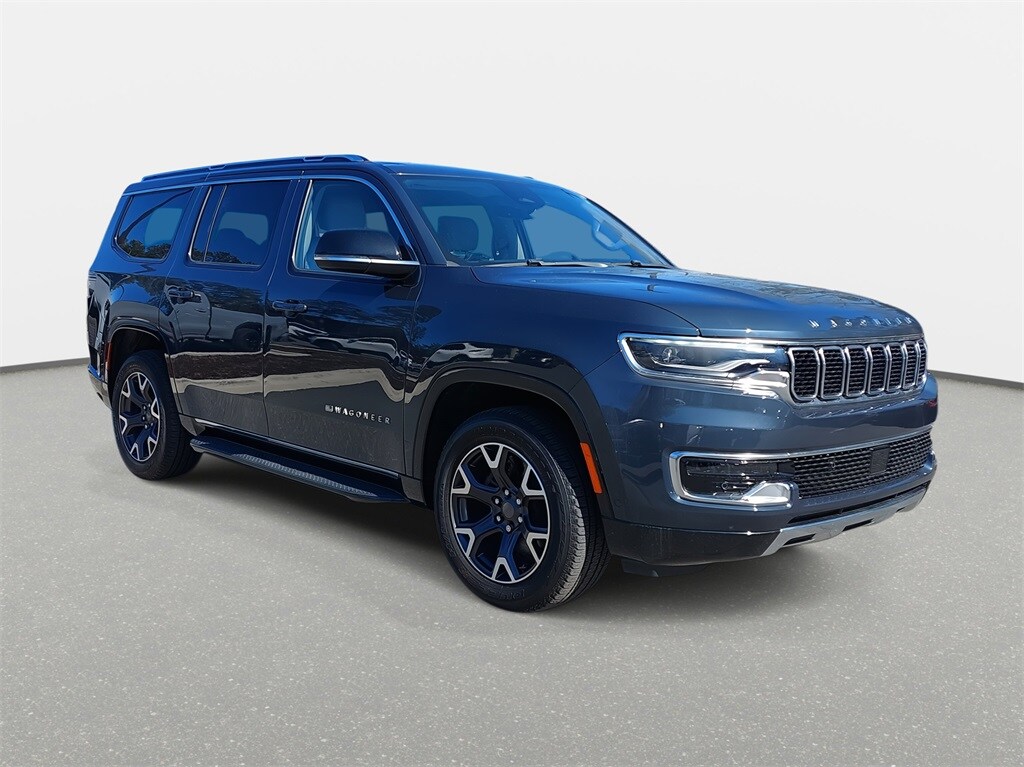 2023 Jeep Wagoneer Series III photo 2