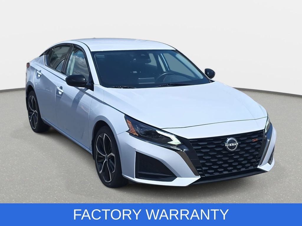 Used 2025 Nissan Altima SR Sedan