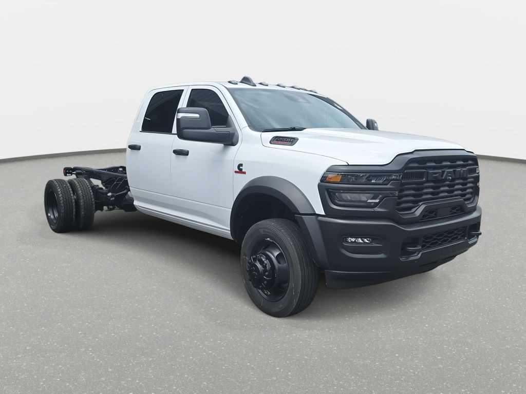 New 2026 Ram 5500 Chassis Cab TRADESMAN CREW 4X4 84' CA Pickup