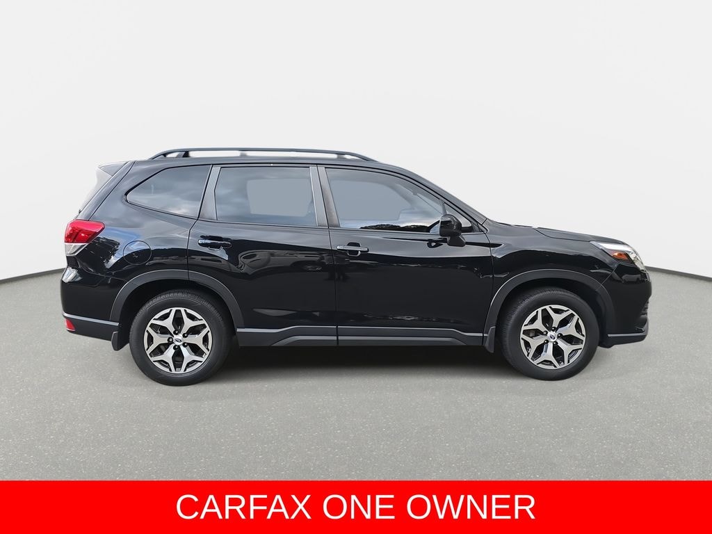 Used 2023 Subaru Forester Premium SUV