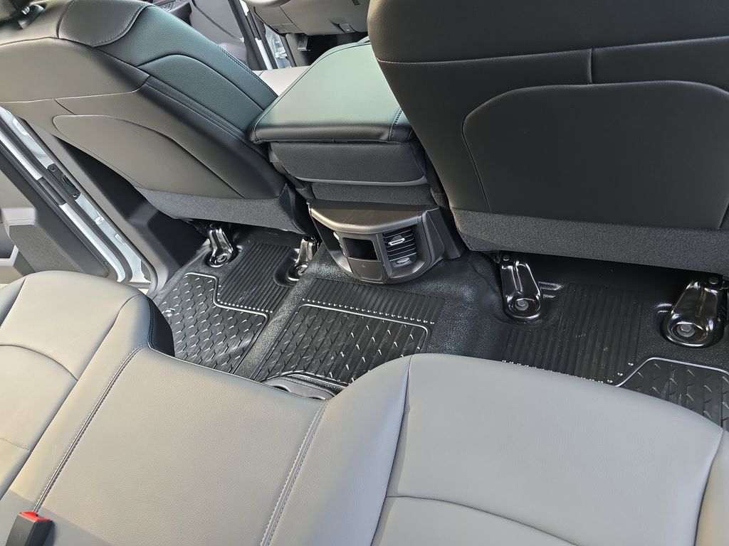 2026 RAM 3500 Chassis Tradesman - Photo 12