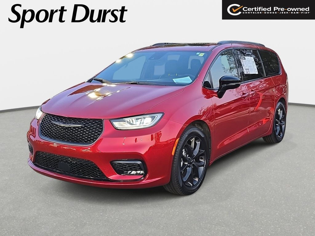 2025 Chrysler Pacifica Limited's photo