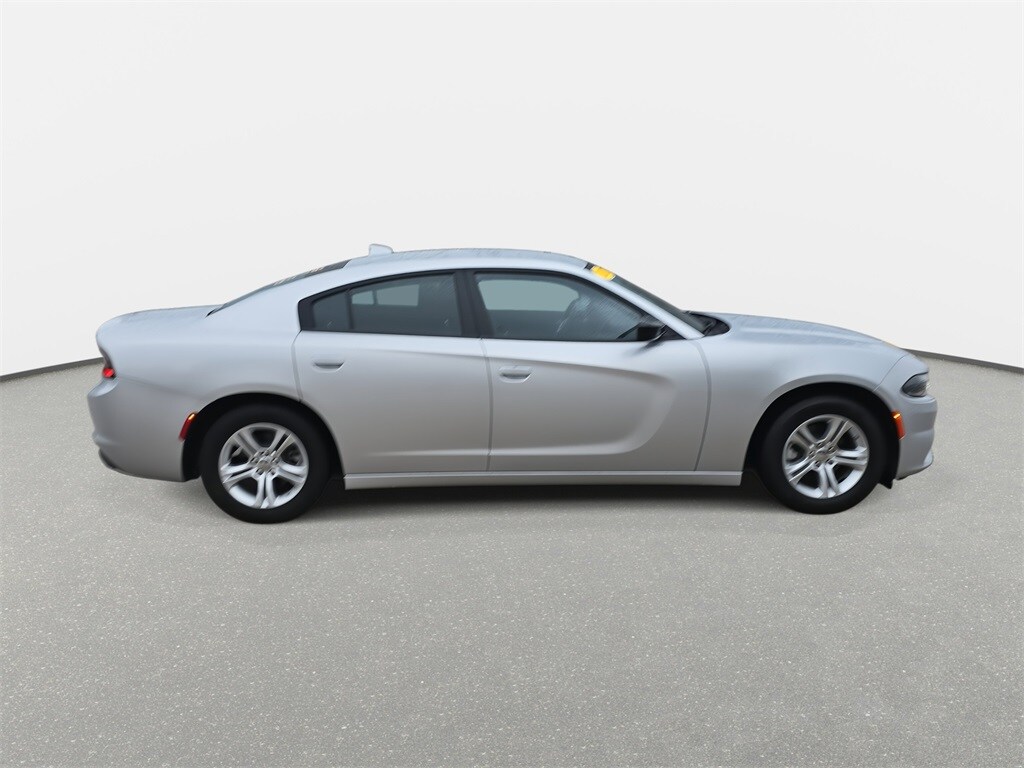2023 Dodge Charger SXT photo 3