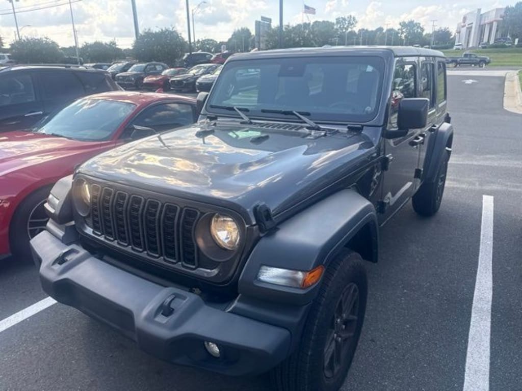 Used 2024 Jeep Wrangler Sport SUV