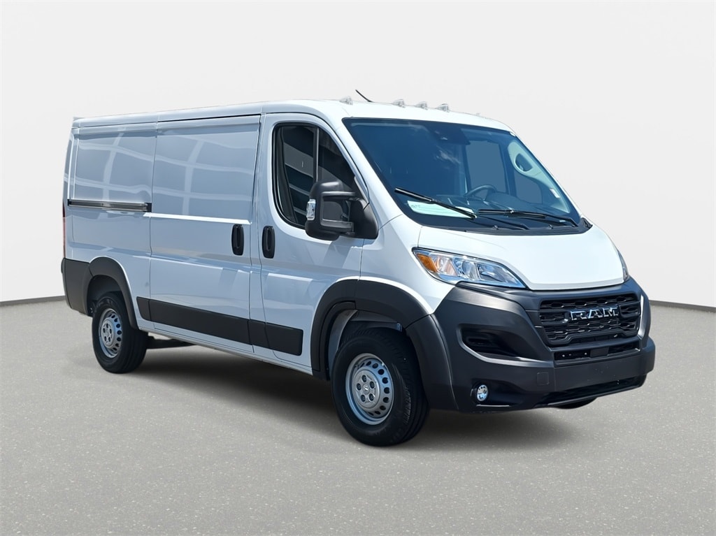 New 2025 Ram ProMaster PROMASTER 1500 TRADESMAN CARGO VAN LOW ROOF 136' W Cargo Van