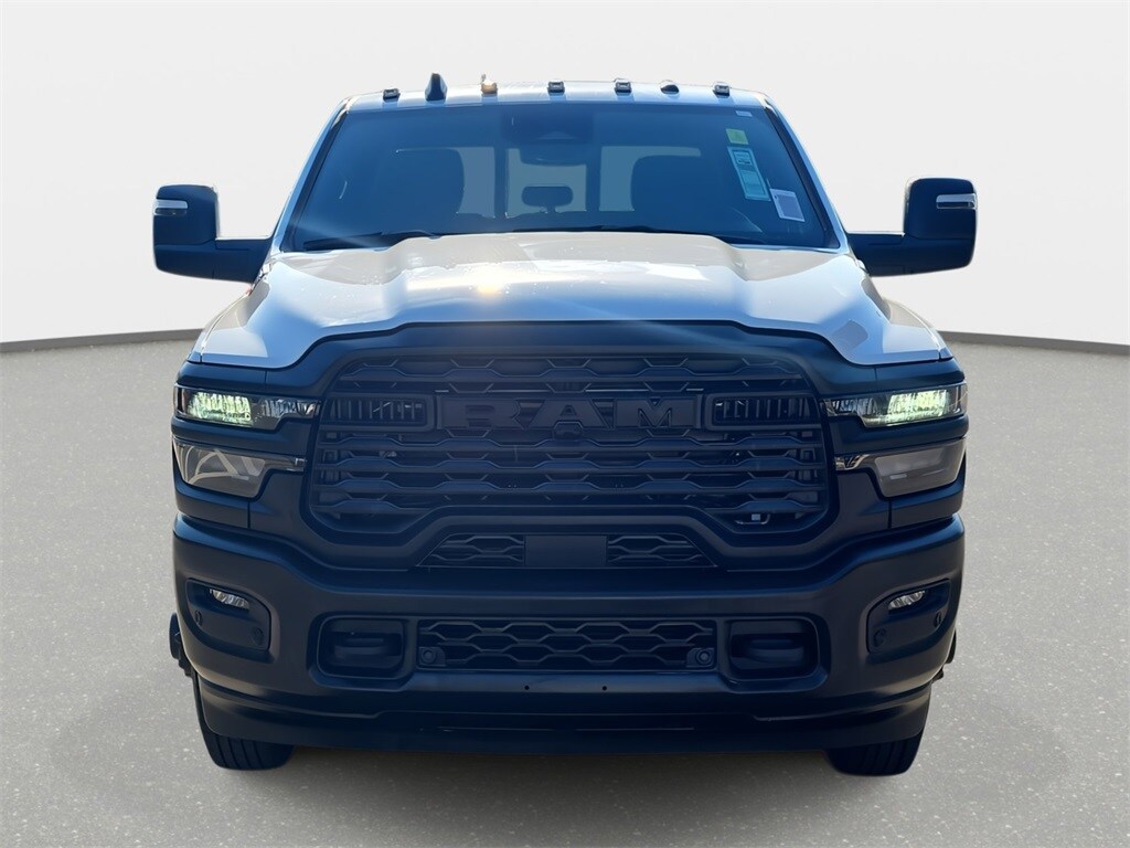 2026 Ram 3500 Tradesman photo 2