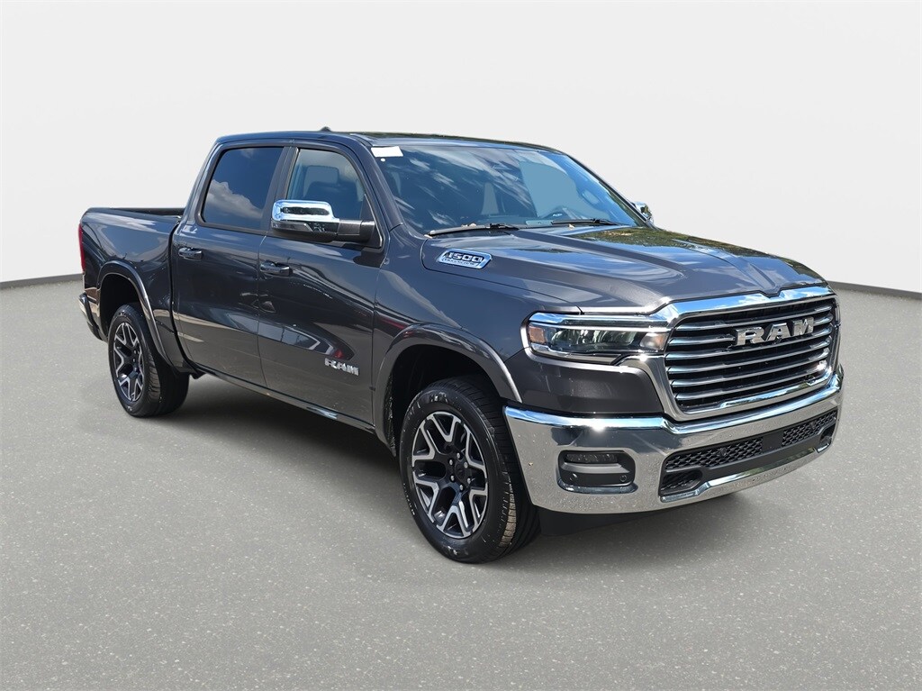 2026 Ram 1500 Laramie photo 3