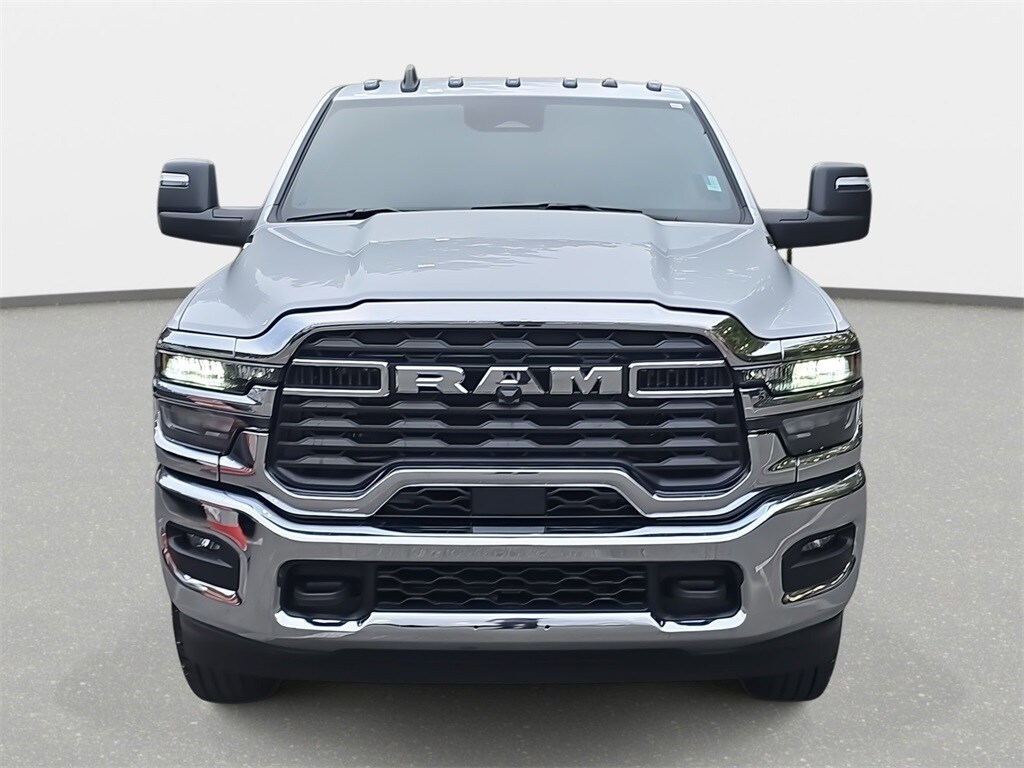 2026 Ram 3500 Tradesman photo 2