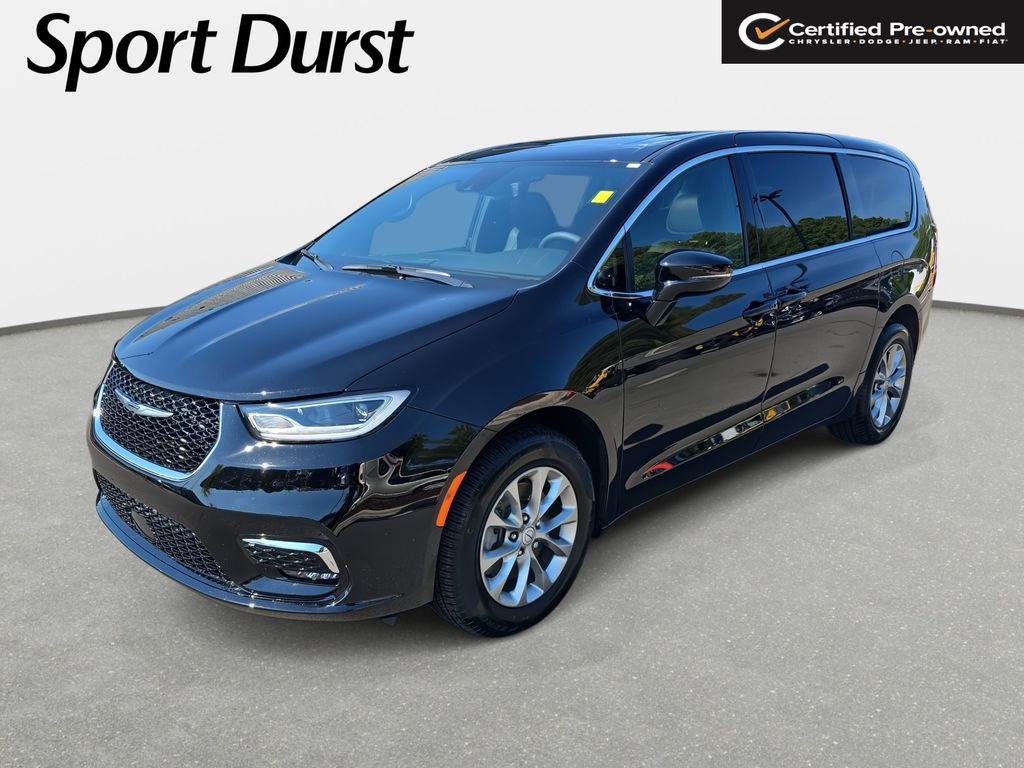 2026 Chrysler Pacifica Select AWD's photo