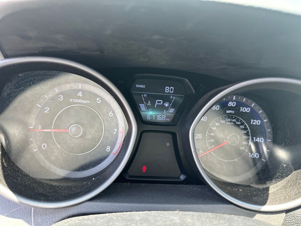Used 2014 Hyundai Elantra SE Sedan