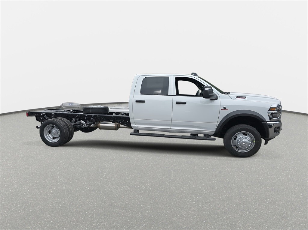 2026 Ram 4500 Tradesman photo 4