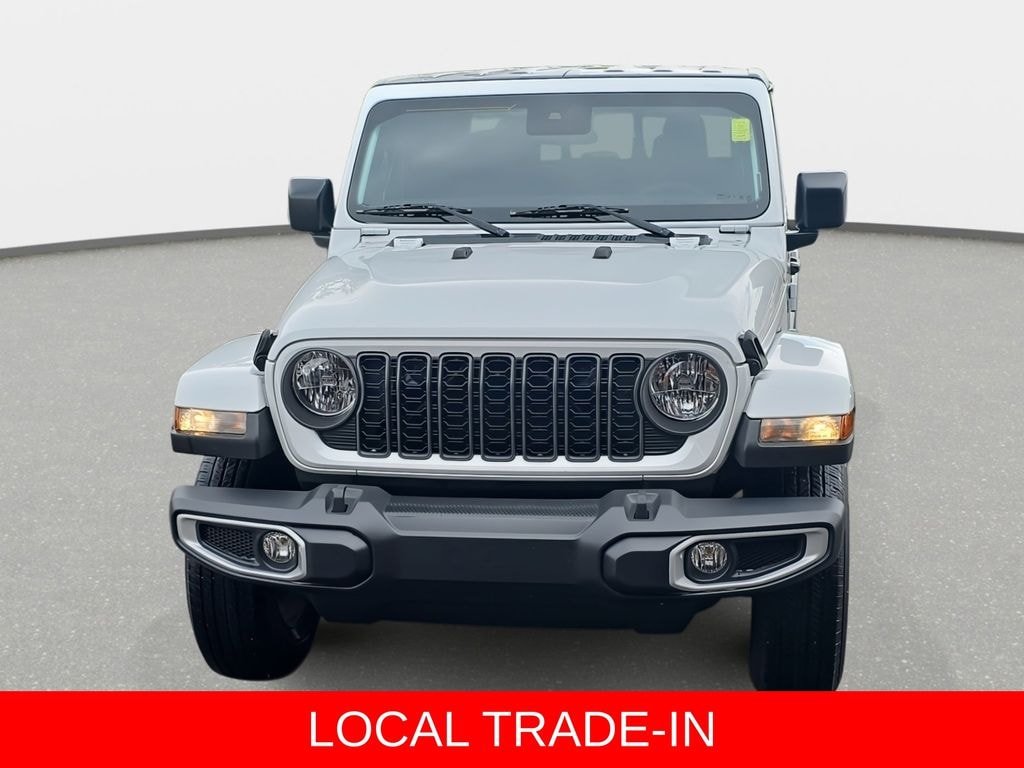 Used 2024 Jeep Gladiator Sport Truck Crew Cab