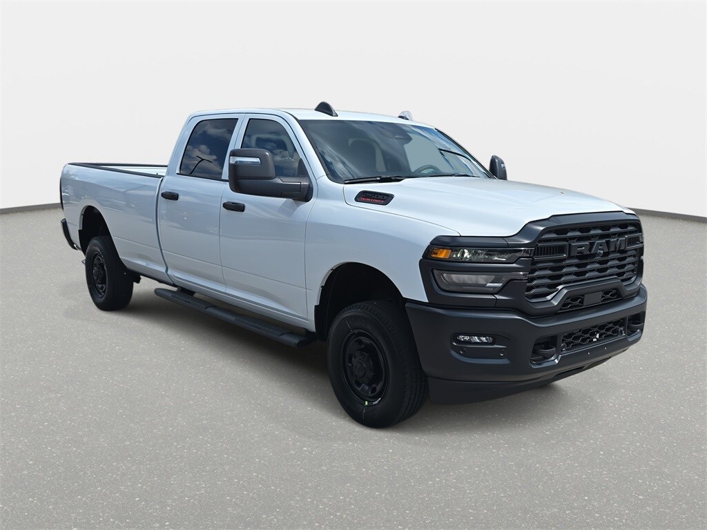 2026 Ram 2500 Tradesman photo 3