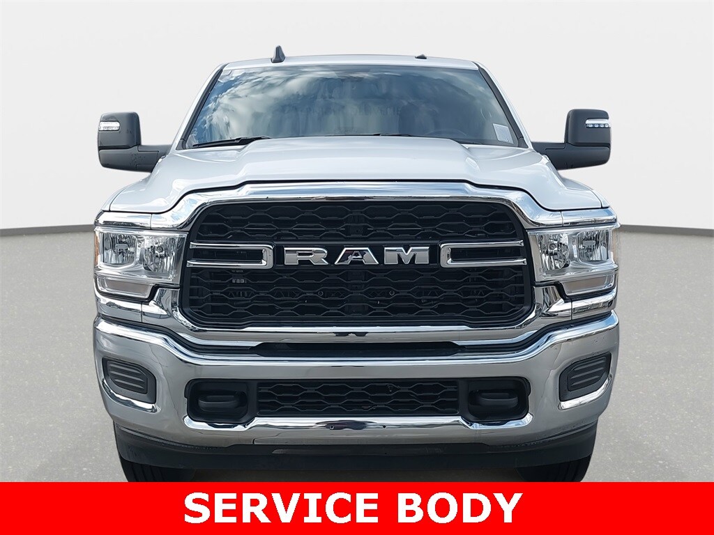 2024 Ram 2500 Tradesman photo 2