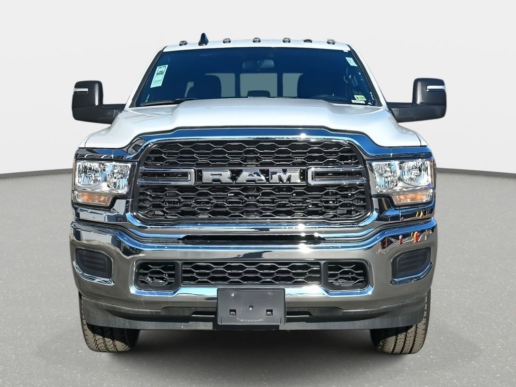 New 2024 Ram 2500 TRADESMAN CREW CAB 4X4 6'4 BOX Pickup