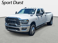 2026 Ram 3500 TRADESMAN CREW CAB 4X4 8' BOX Pickup