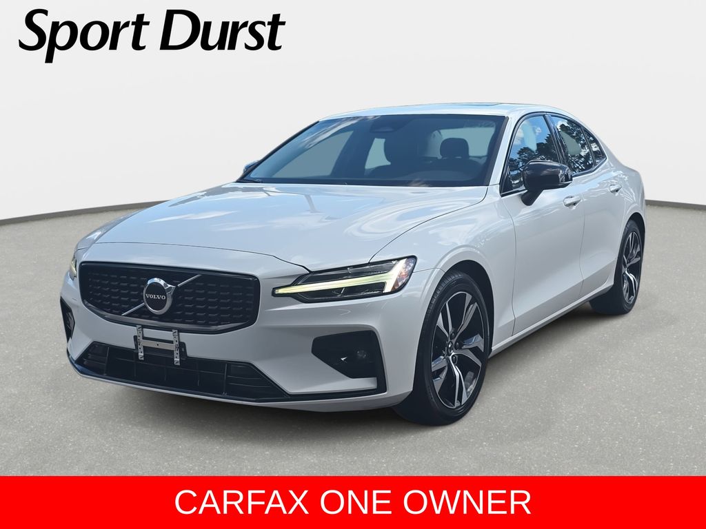 2024 Volvo S60 B5 Core Dark Theme's photo