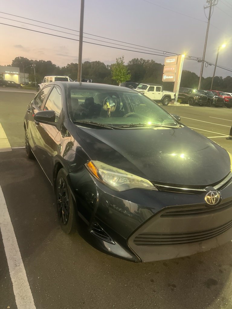 Used 2018 Toyota Corolla LE Sedan