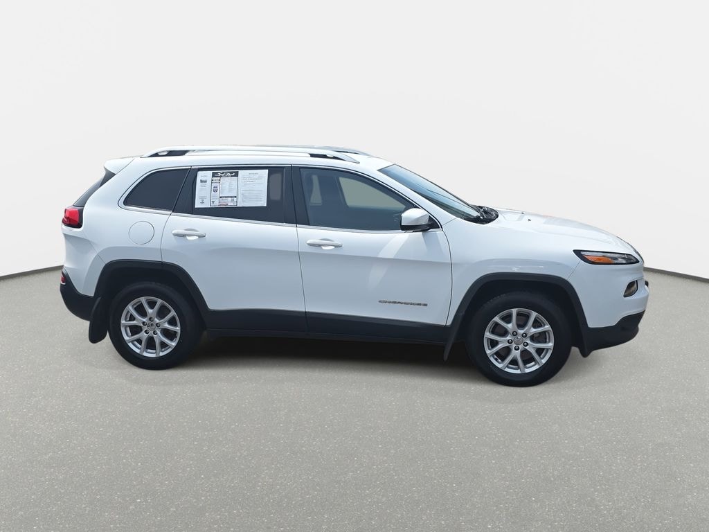 Used 2018 Jeep Cherokee Latitude 4x4 SUV