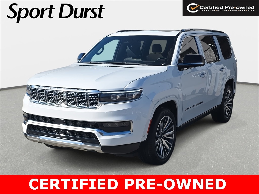 2023 Jeep Grand Wagoneer Series III's photo