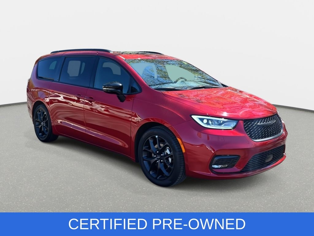 Used 2025 Chrysler Pacifica Limited Van Passenger Van