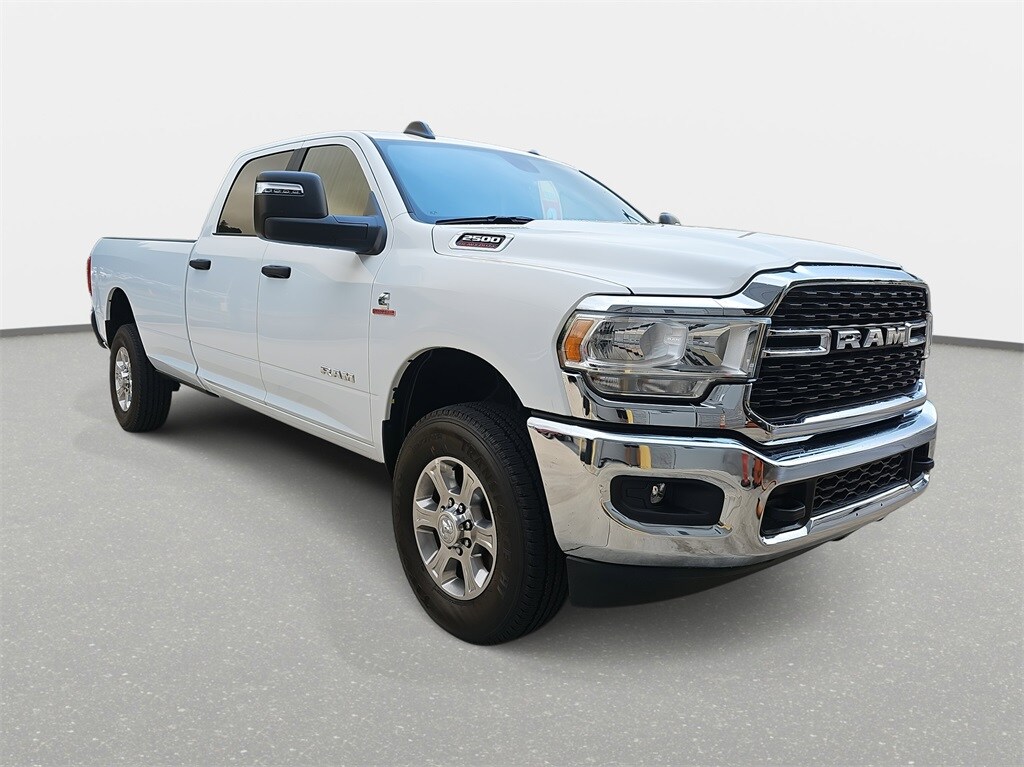 2024 Ram 2500 Big Horn photo 3