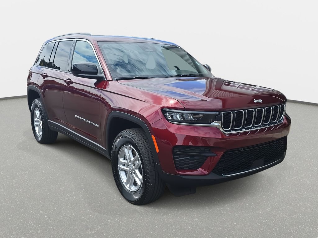 New 2025 Jeep Grand Cherokee LAREDO 4X4 Sport Utility