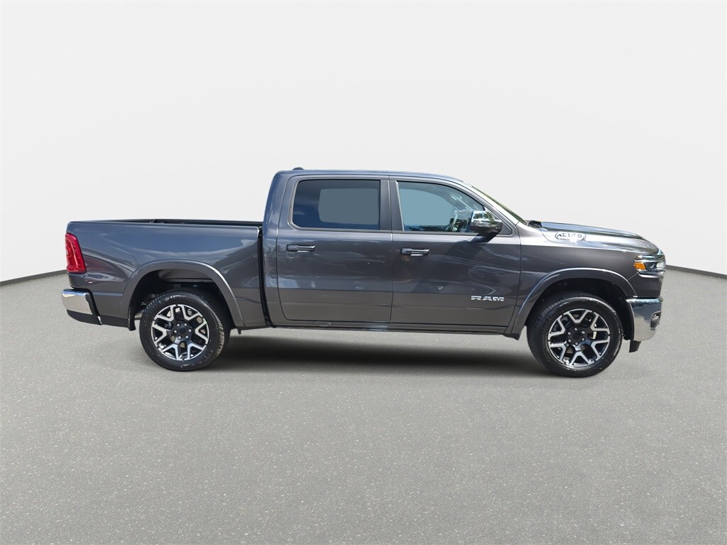 2026 Ram 1500 Laramie photo 4
