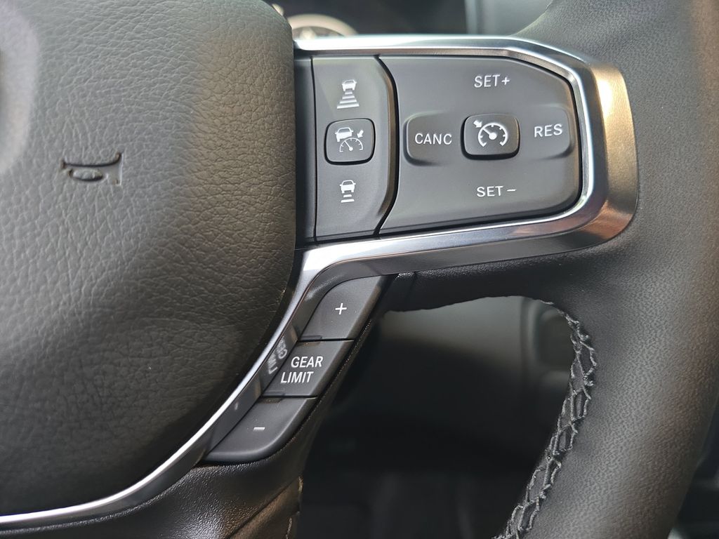 2026 RAM 2500 Laramie - Photo 18