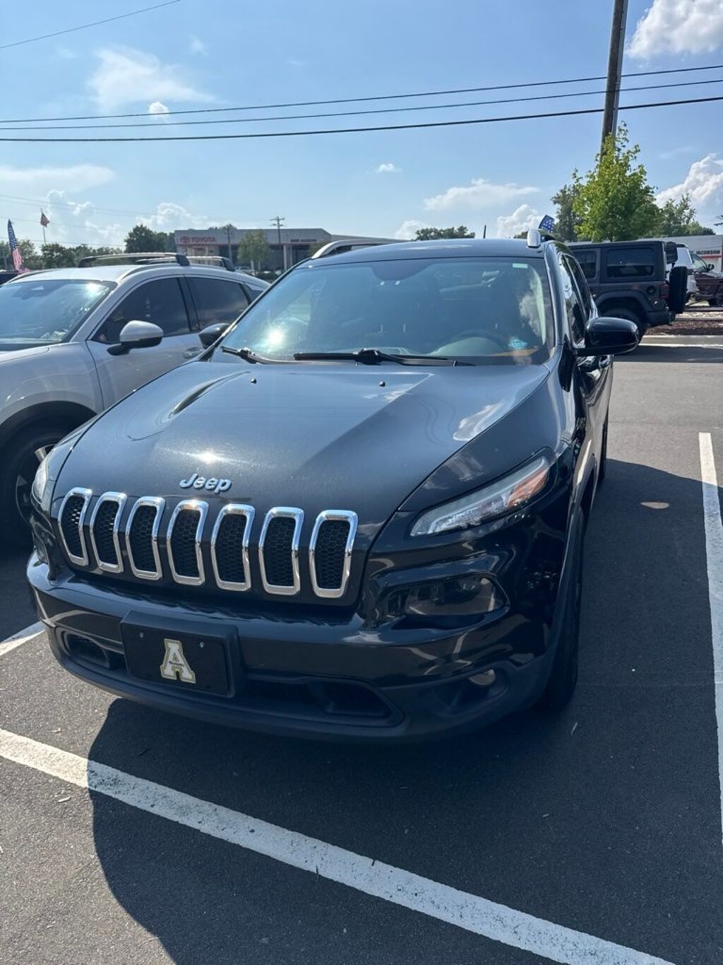 Used 2016 Jeep Cherokee Latitude 4x4 SUV