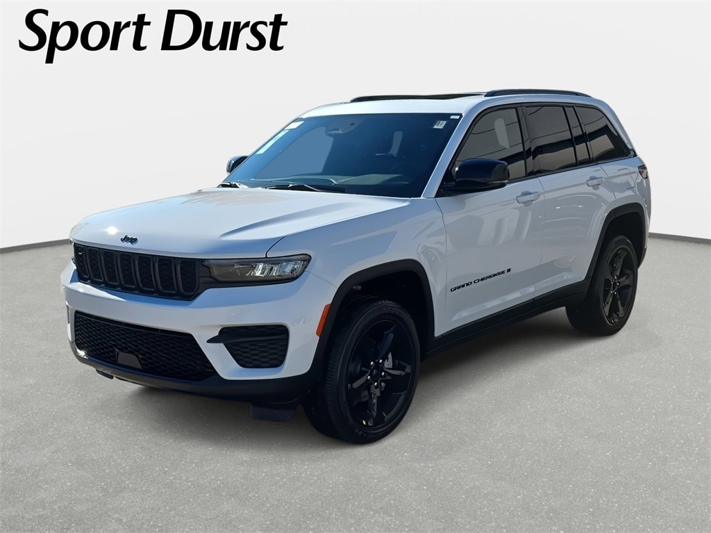 2025 Jeep Grand Cherokee Altitude's photo