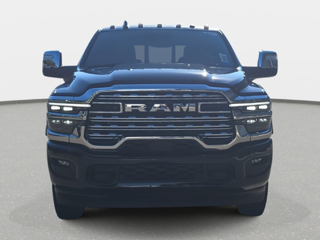 New 2027 Ram 3500 LIMITED CREW CAB 4X4 8' BOX Pickup