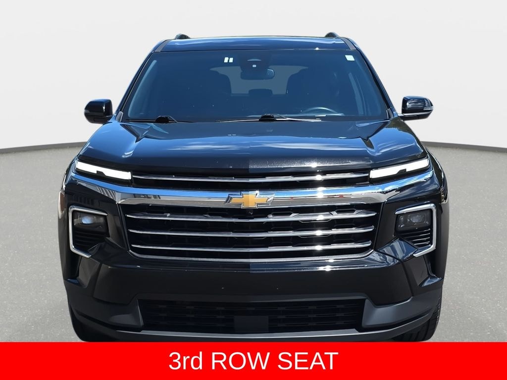 Used 2024 Chevrolet Traverse LT SUV