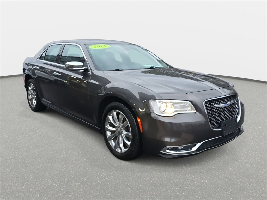 Certified 2019 Chrysler 300 Limited Sedan