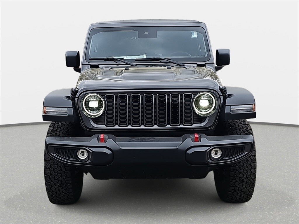 2025 Jeep Wrangler Rubicon photo 2