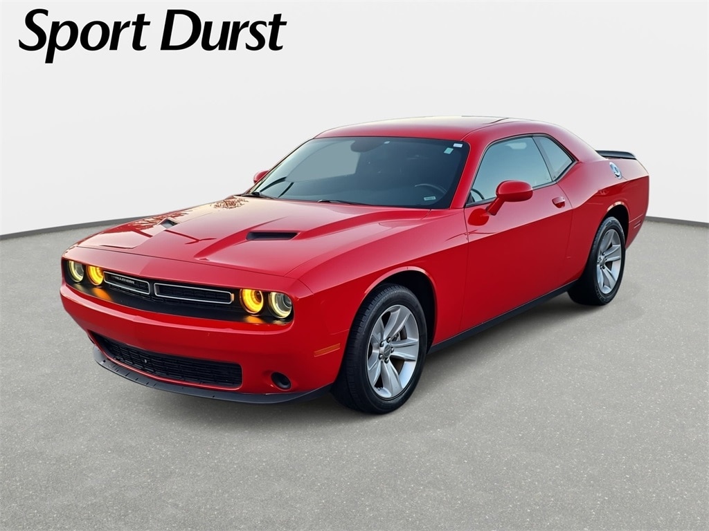 2023 Dodge Challenger SXT's photo