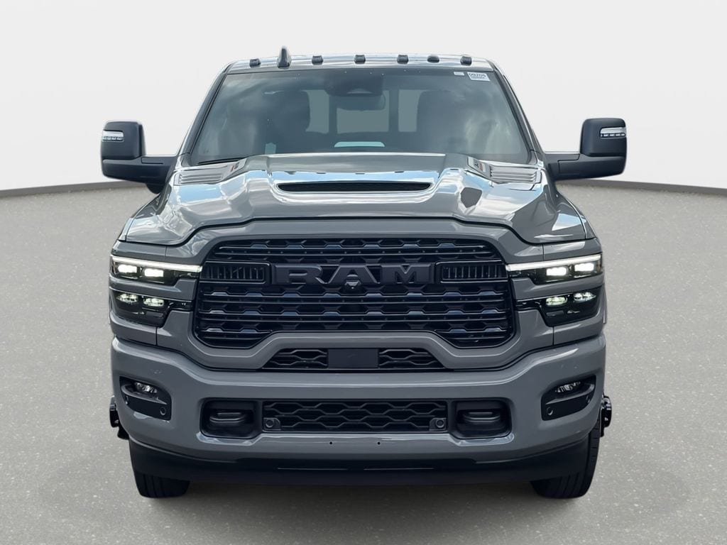New 2026 Ram 3500 LIMITED CREW CAB 4X4 8' BOX Pickup