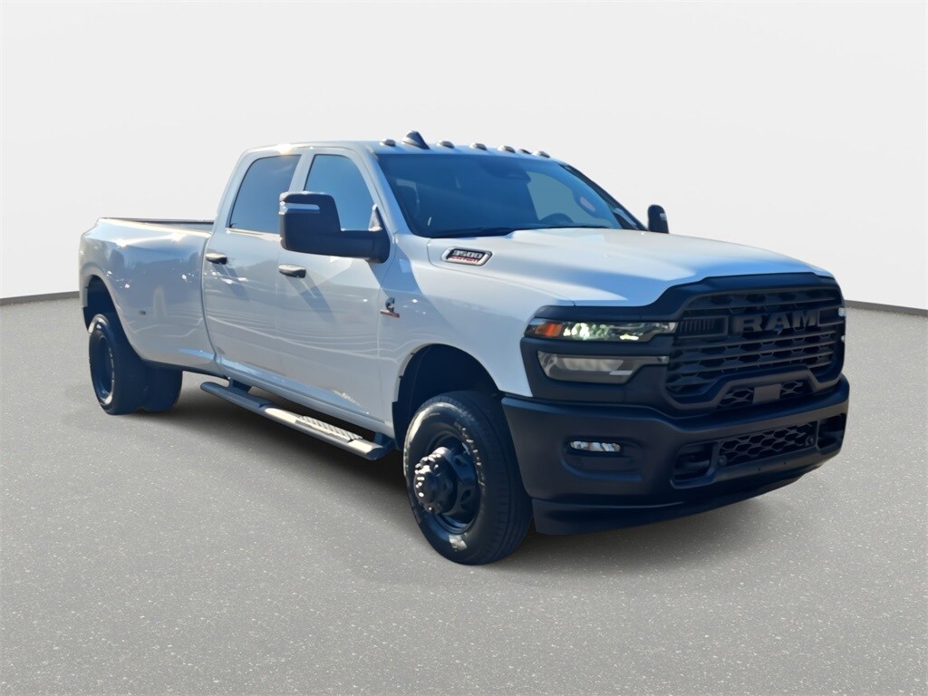 2026 Ram 3500 Tradesman photo 3