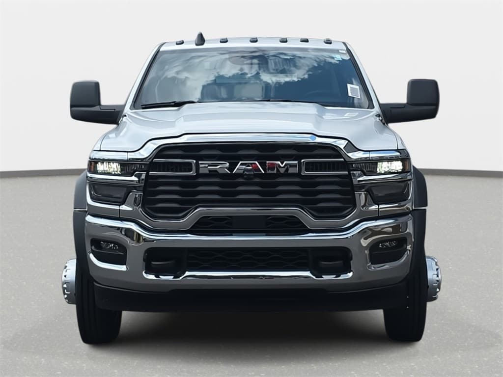 New 2025 Ram 4500 Chassis Cab 4500 TRADESMAN CHASSIS CREW CAB 4X4 84' CA Pickup