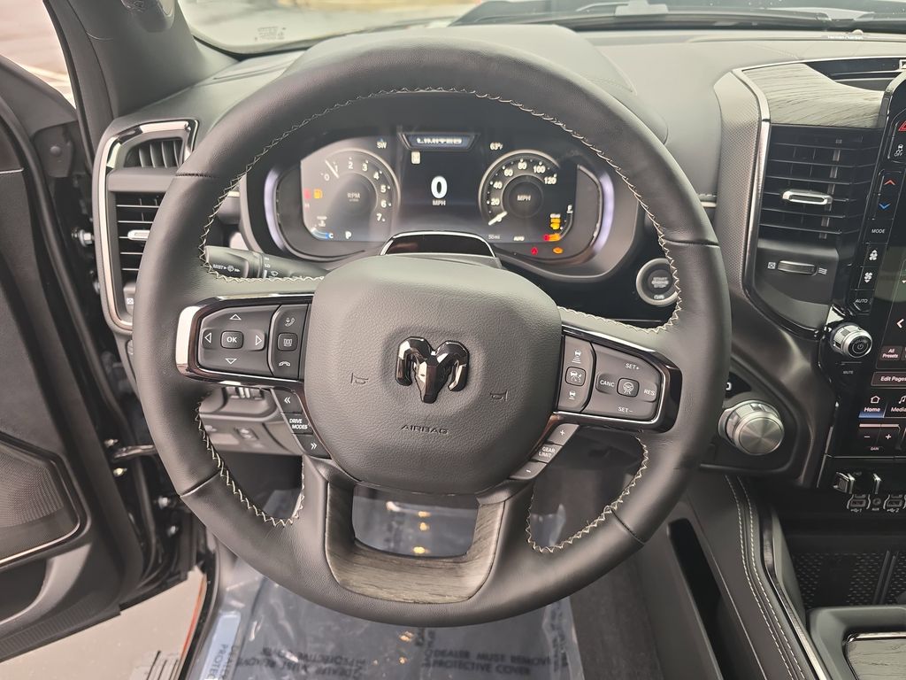 2026 RAM 1500 Limited - Photo 16
