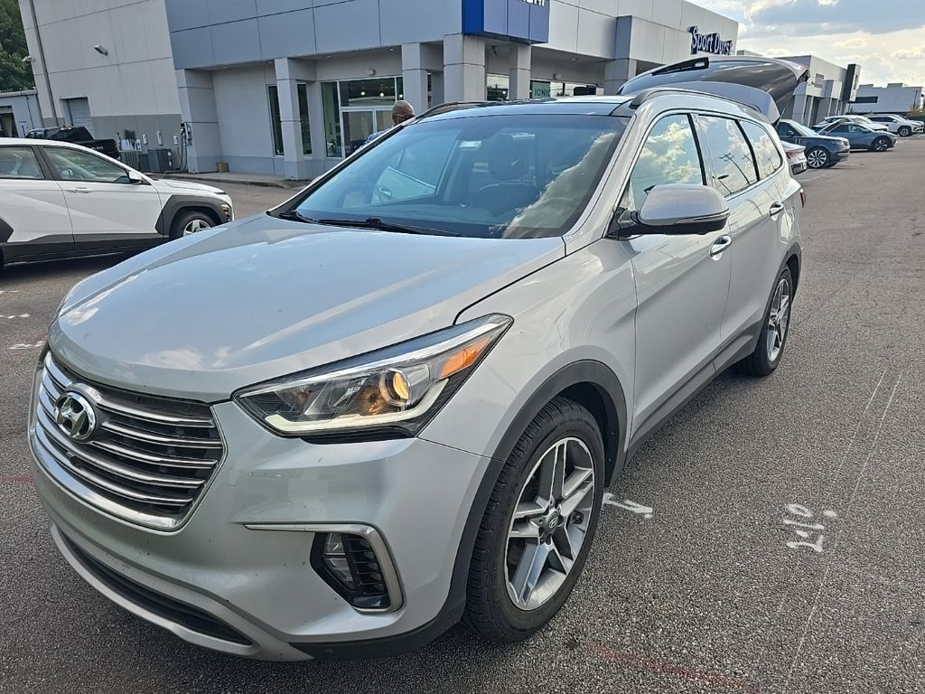 Used 2017 Hyundai Santa Fe SE Ultimate SUV