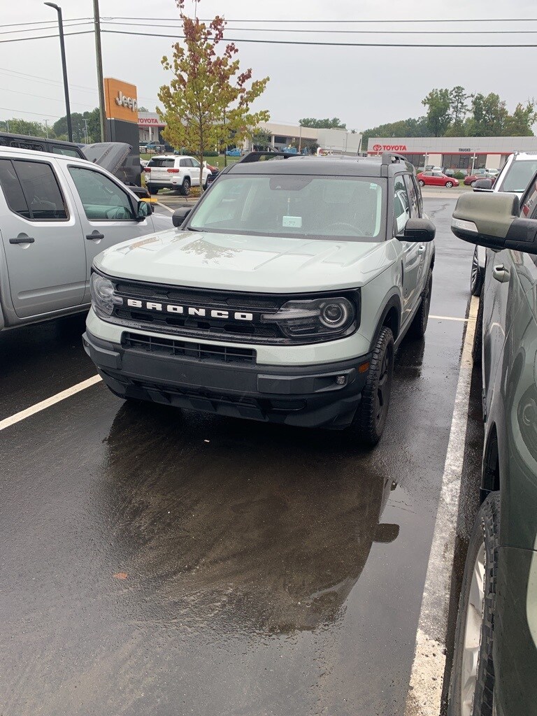 2021 Ford Bronco Sport Outer Banks photo 3