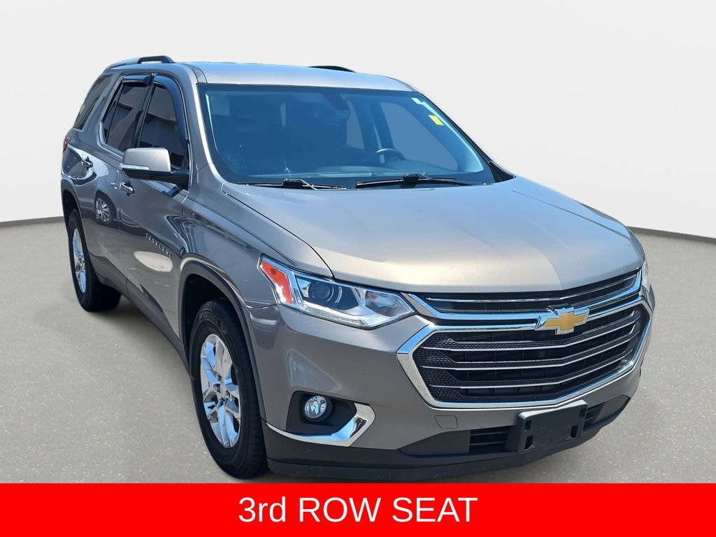 Used 2018 Chevrolet Traverse LT Cloth w/1LT SUV