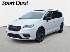 2026 Chrysler Pacifica LIMITED AWD Passenger Van