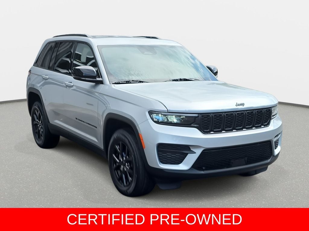 Used 2024 Jeep Grand Cherokee Laredo SUV