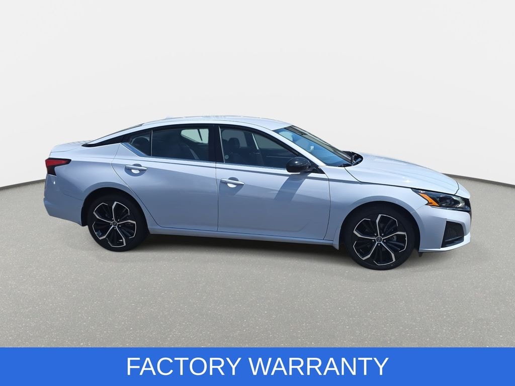 Used 2025 Nissan Altima SR Sedan