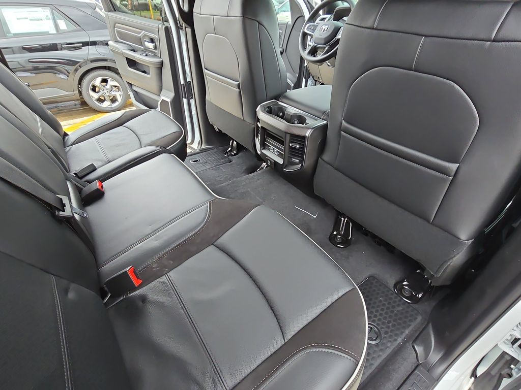 2025 RAM 2500 Laramie - Photo 12