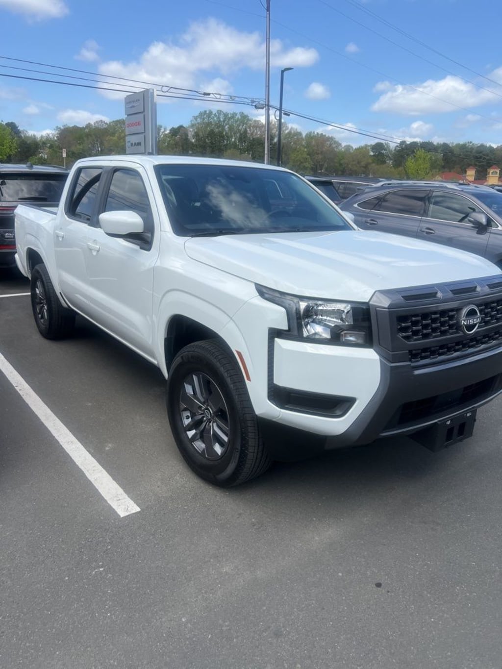 Used 2025 Nissan Frontier SV Truck Crew Cab