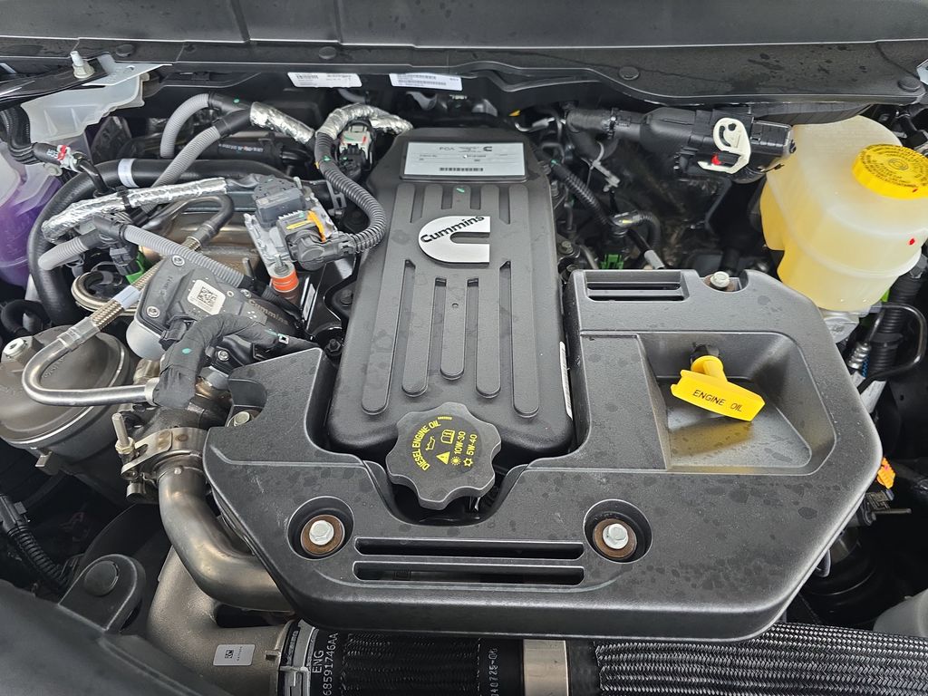 2025 RAM 2500 Laramie - Photo 30