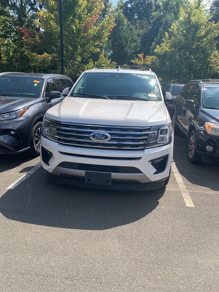 2018 Ford Expedition MAX XLT photo 2